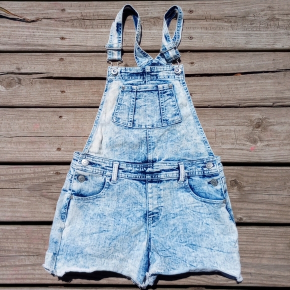 Jordache Other - Girls Size XL 14-16 Short Overalls Jumper